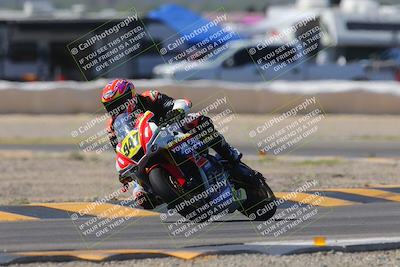 media/Oct-08-2023-CVMA (Sun) [[dbfe88ae3c]]/Race 5 Amateur Supersport Open/